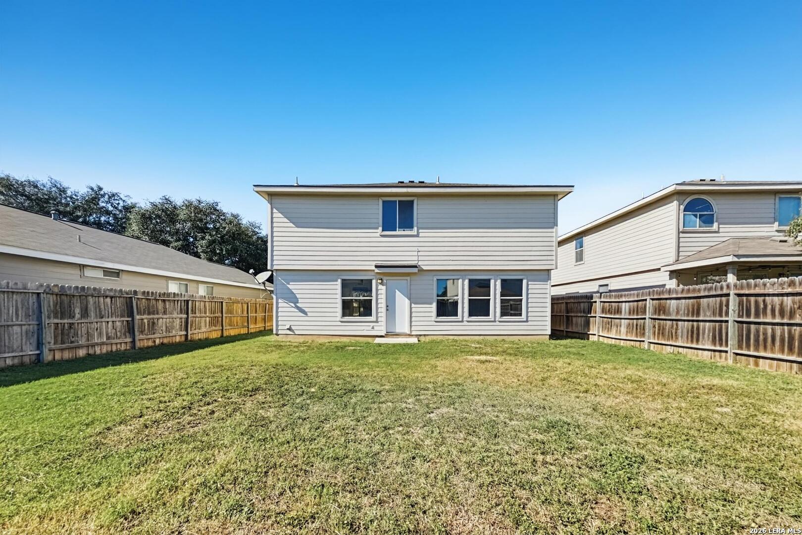 8922 Quaker, Selma, TX 78154
