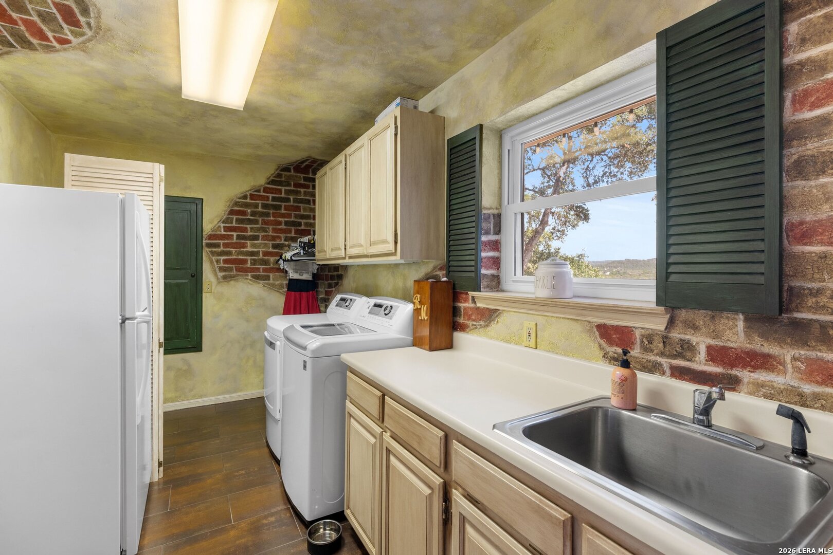 783 Lakeridge Loop, Lakehills, TX 78063