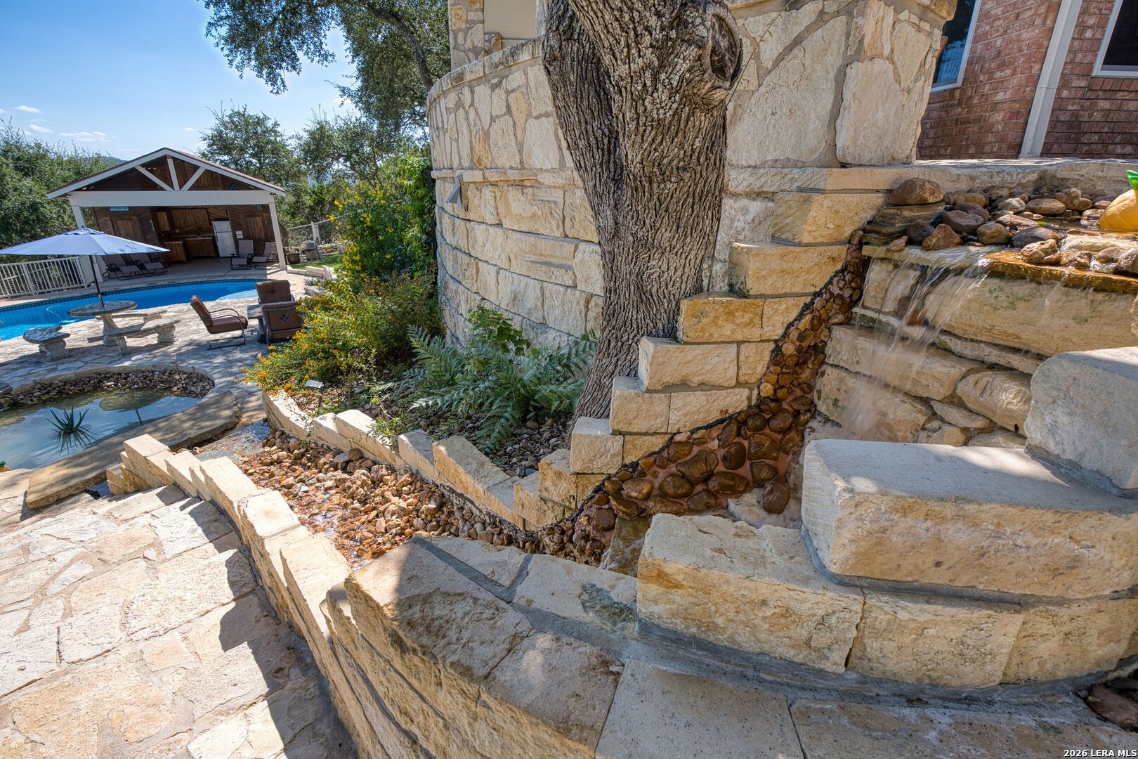 783 Lakeridge Loop, Lakehills, TX 78063