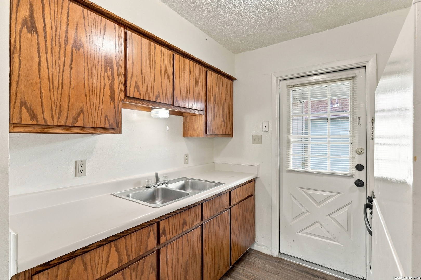 555 RASA DR, San Antonio, TX 78227