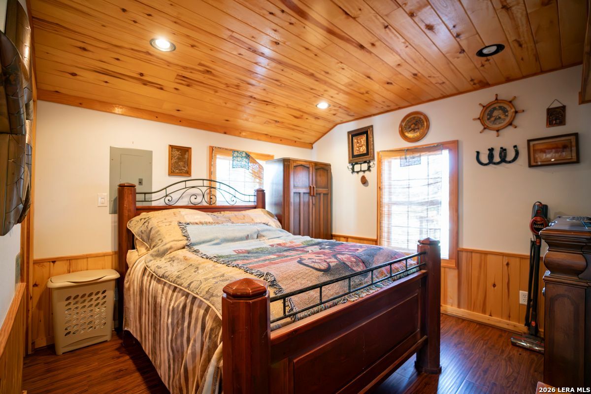 849 County Road 331A, Milano, TX 76556