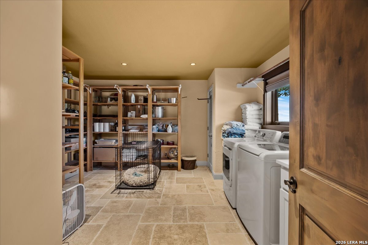 1155 BLUE WATER DR, Canyon Lake, TX 78133