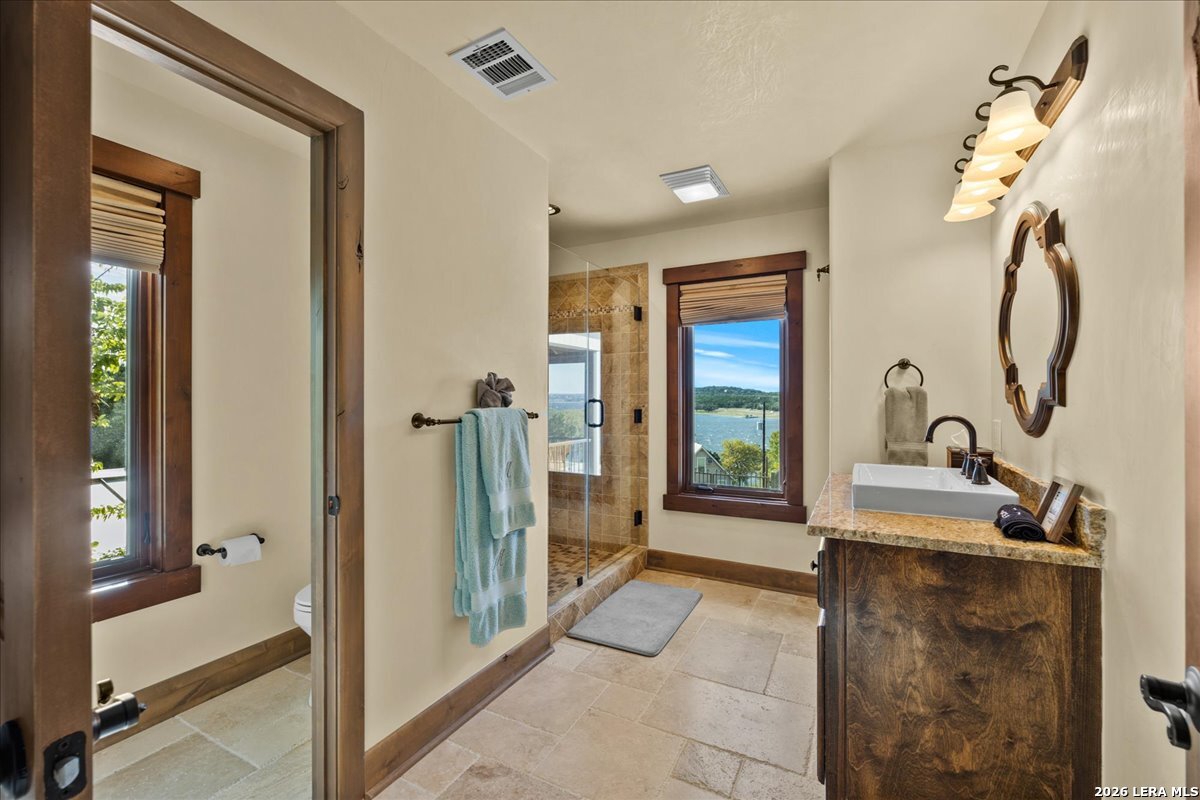 1155 BLUE WATER DR, Canyon Lake, TX 78133
