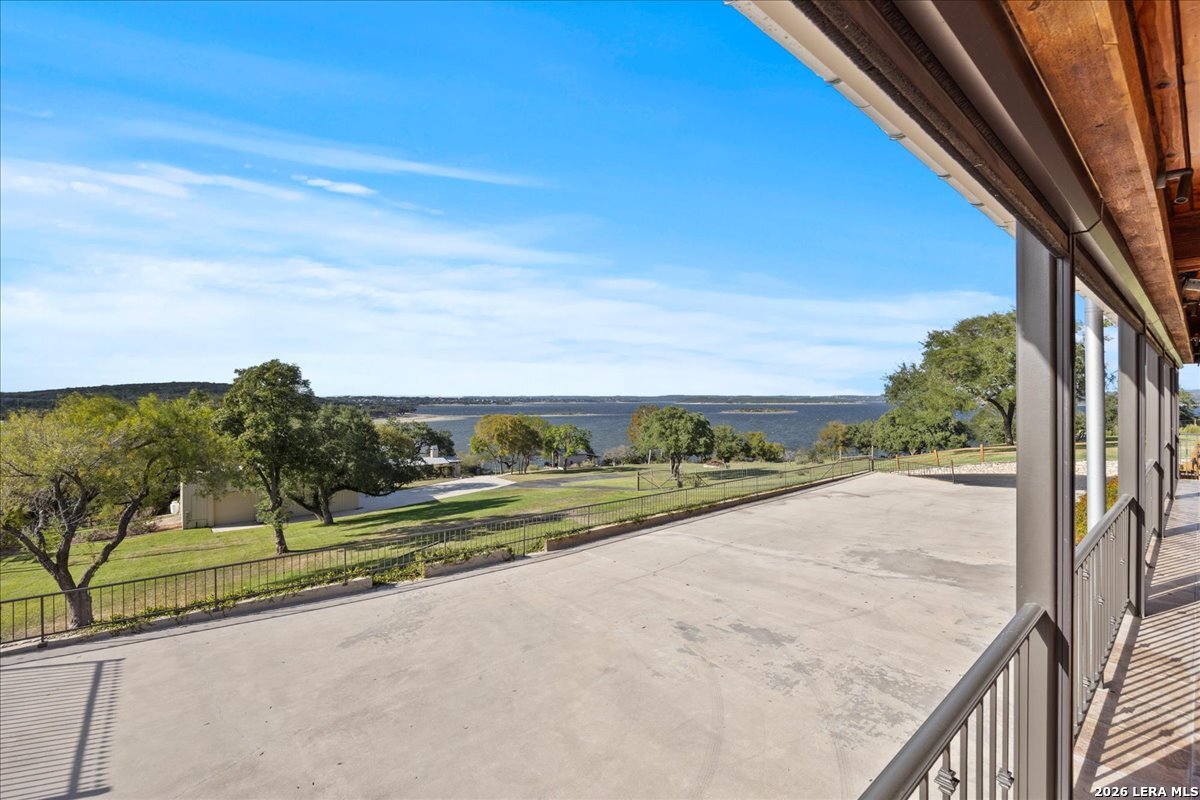 1155 BLUE WATER DR, Canyon Lake, TX 78133