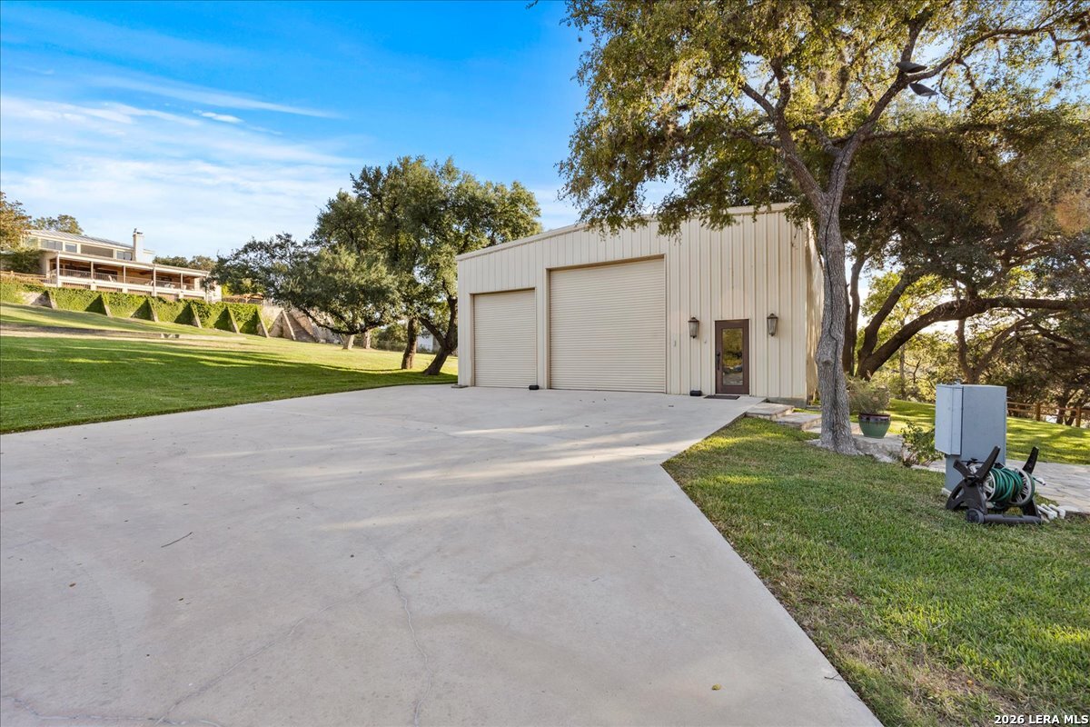 1155 BLUE WATER DR, Canyon Lake, TX 78133