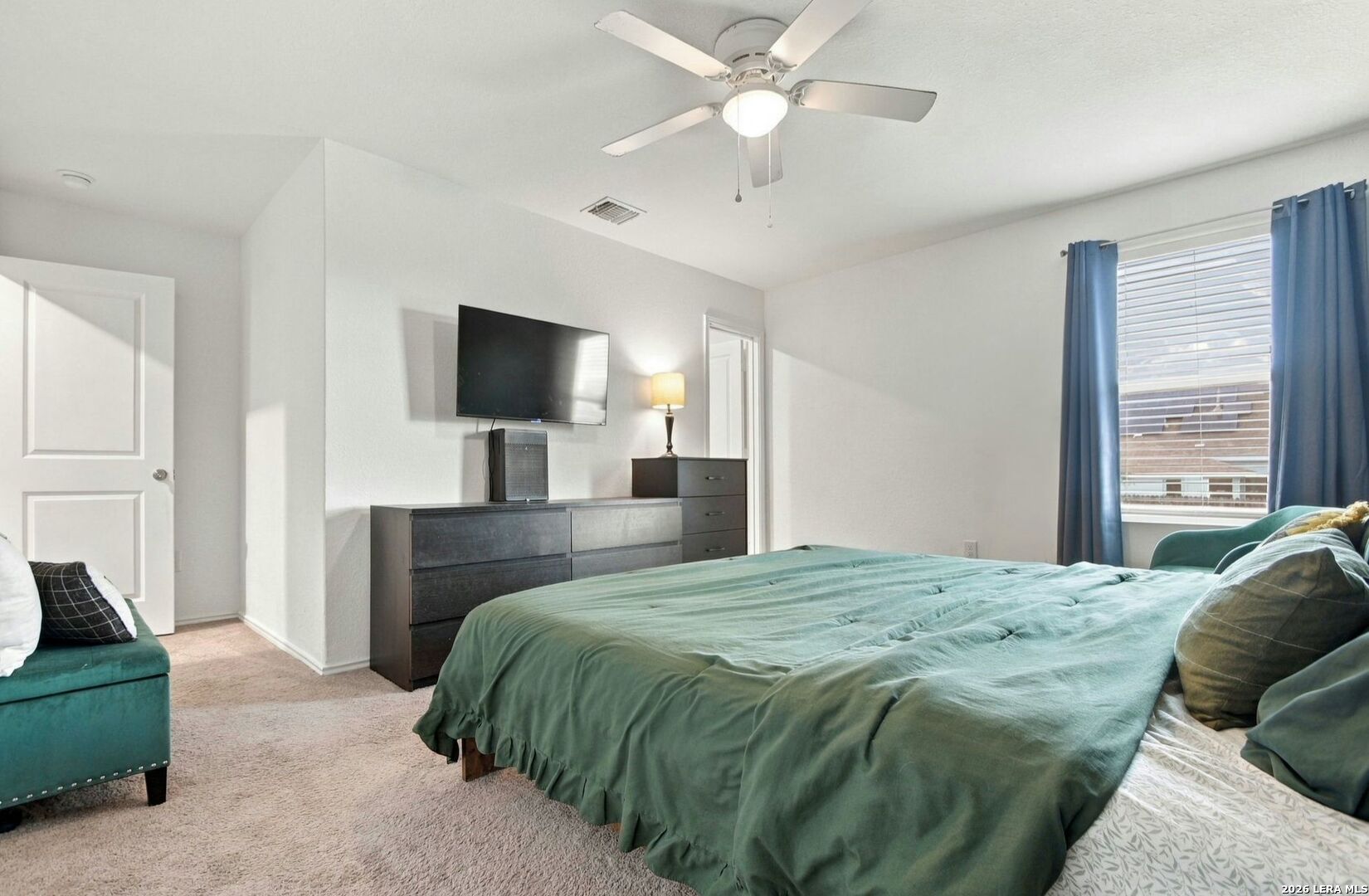 6830 Wolf Valley, San Antonio, TX 78242