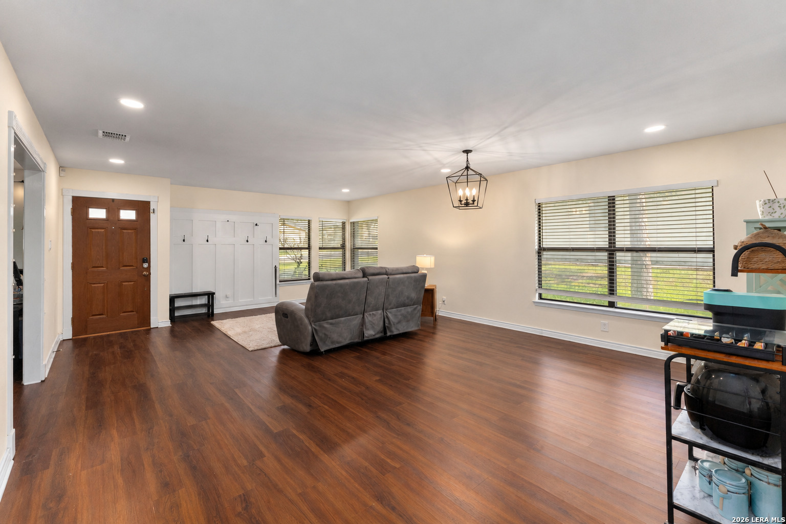 3338 Jenkins Drive, San Antonio, TX 78247