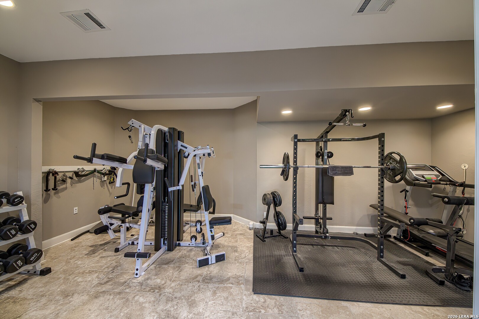 613 N Rolling View, San Antonio, TX 78253