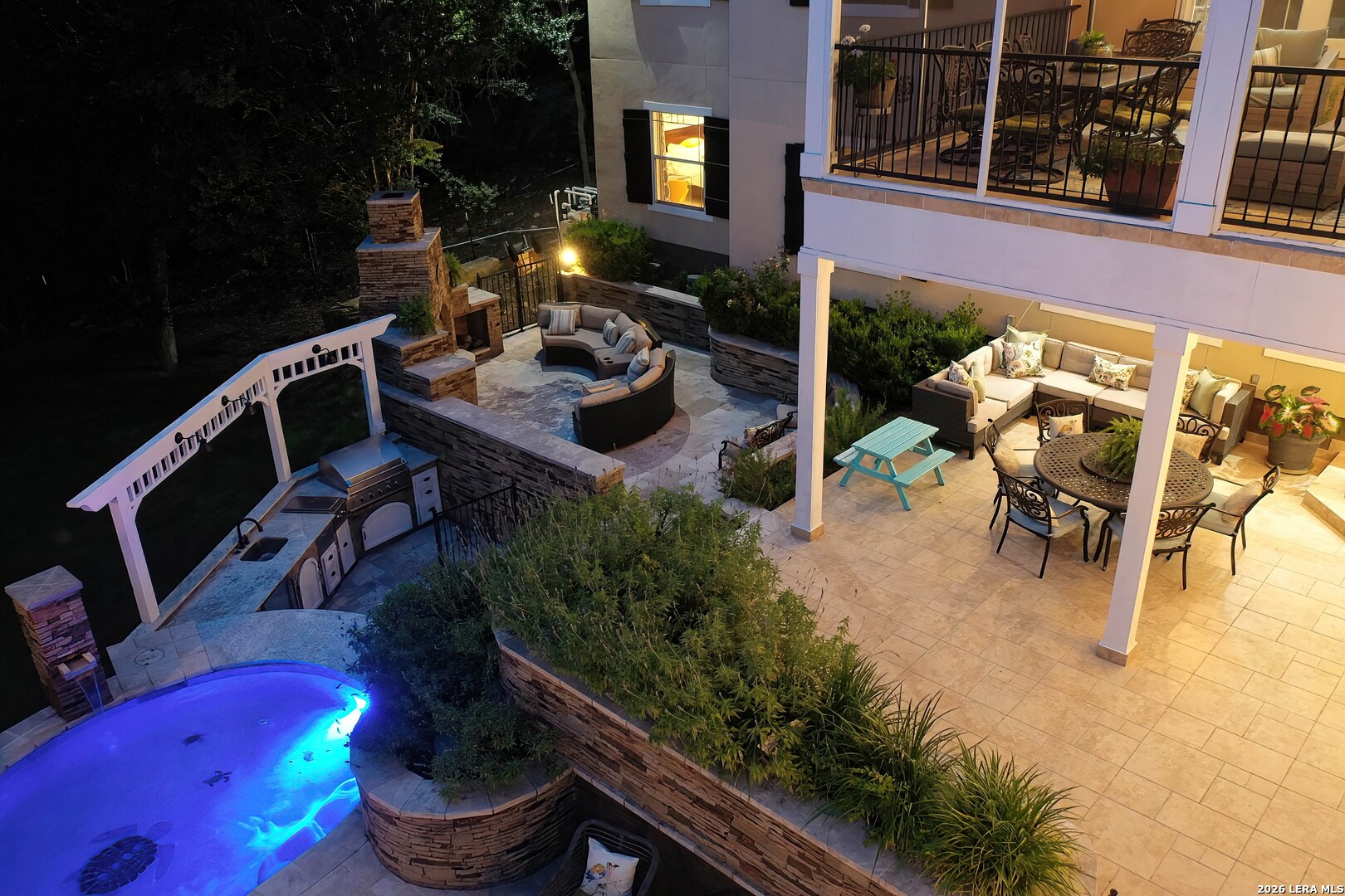613 N Rolling View, San Antonio, TX 78253