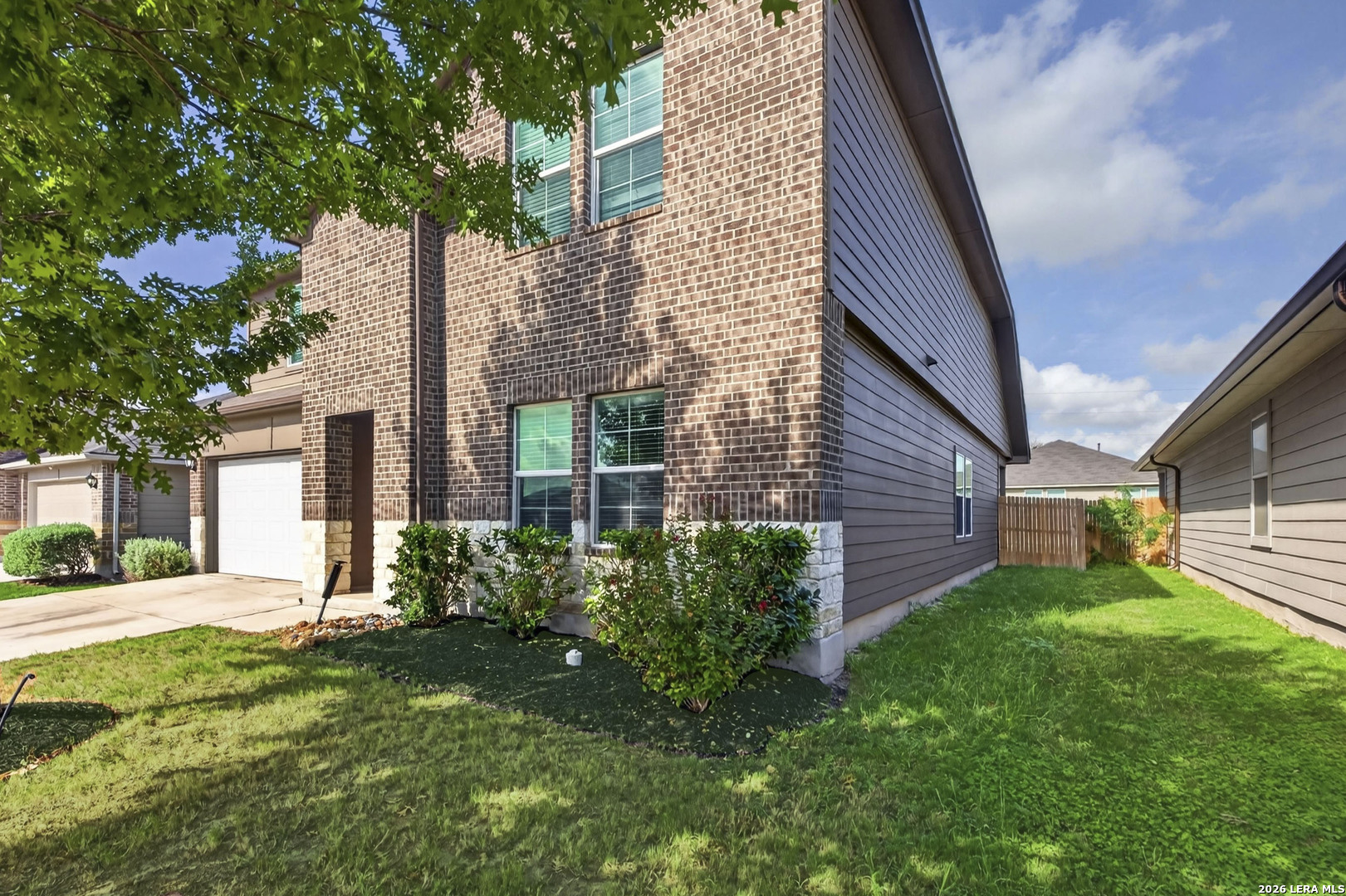1316 REDWOOD CRK, Seguin, TX 78155