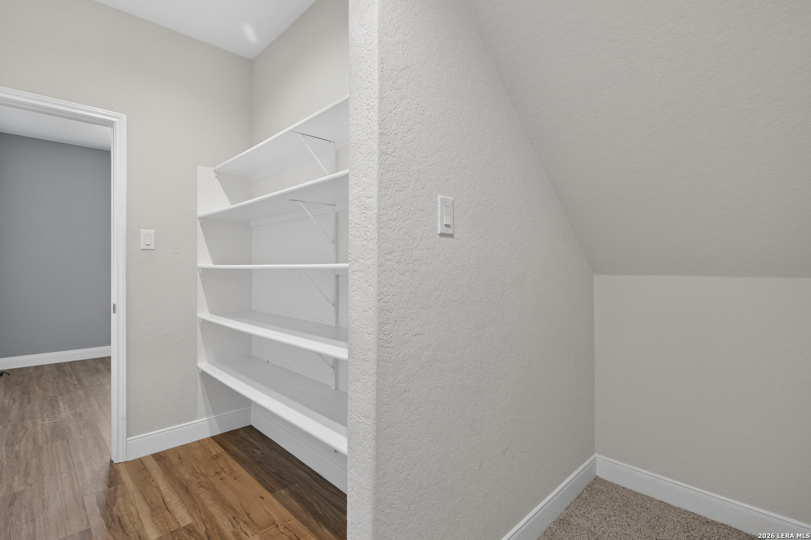1316 REDWOOD CRK, Seguin, TX 78155