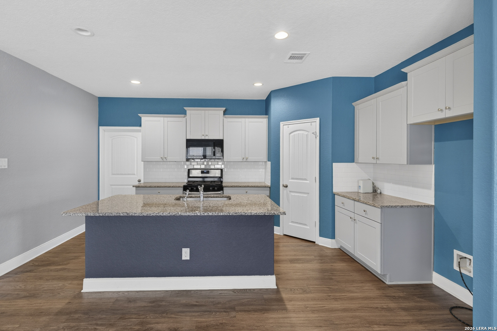 1316 REDWOOD CRK, Seguin, TX 78155