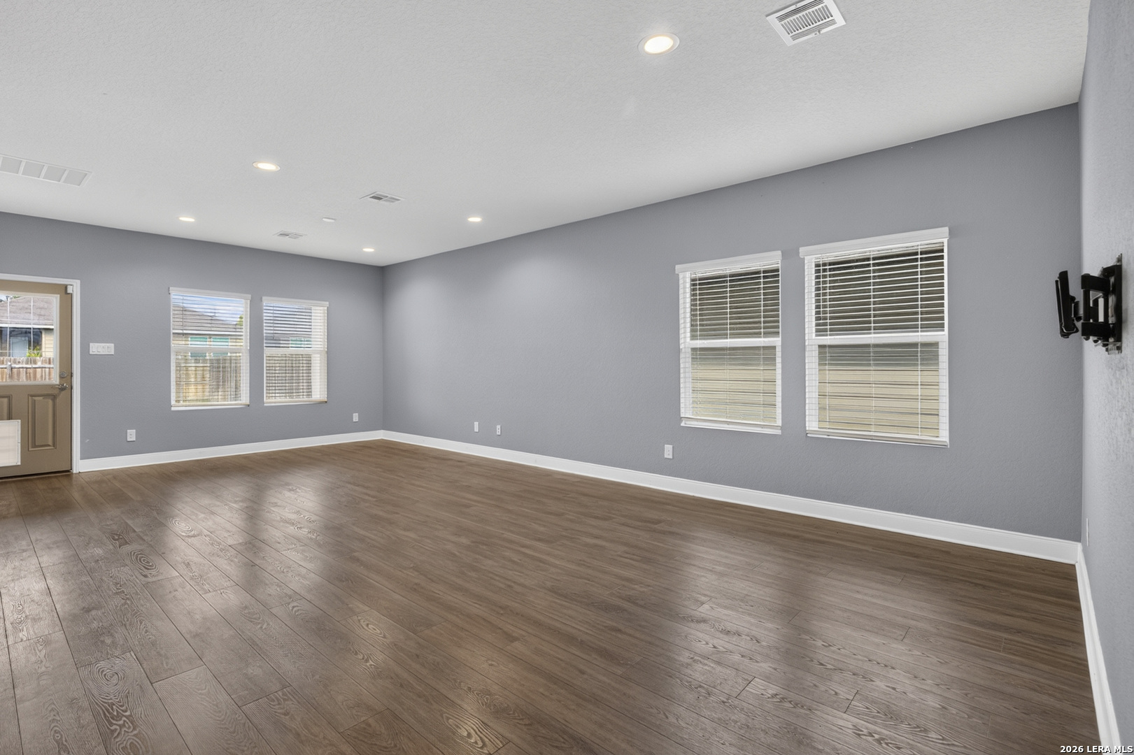 1316 REDWOOD CRK, Seguin, TX 78155