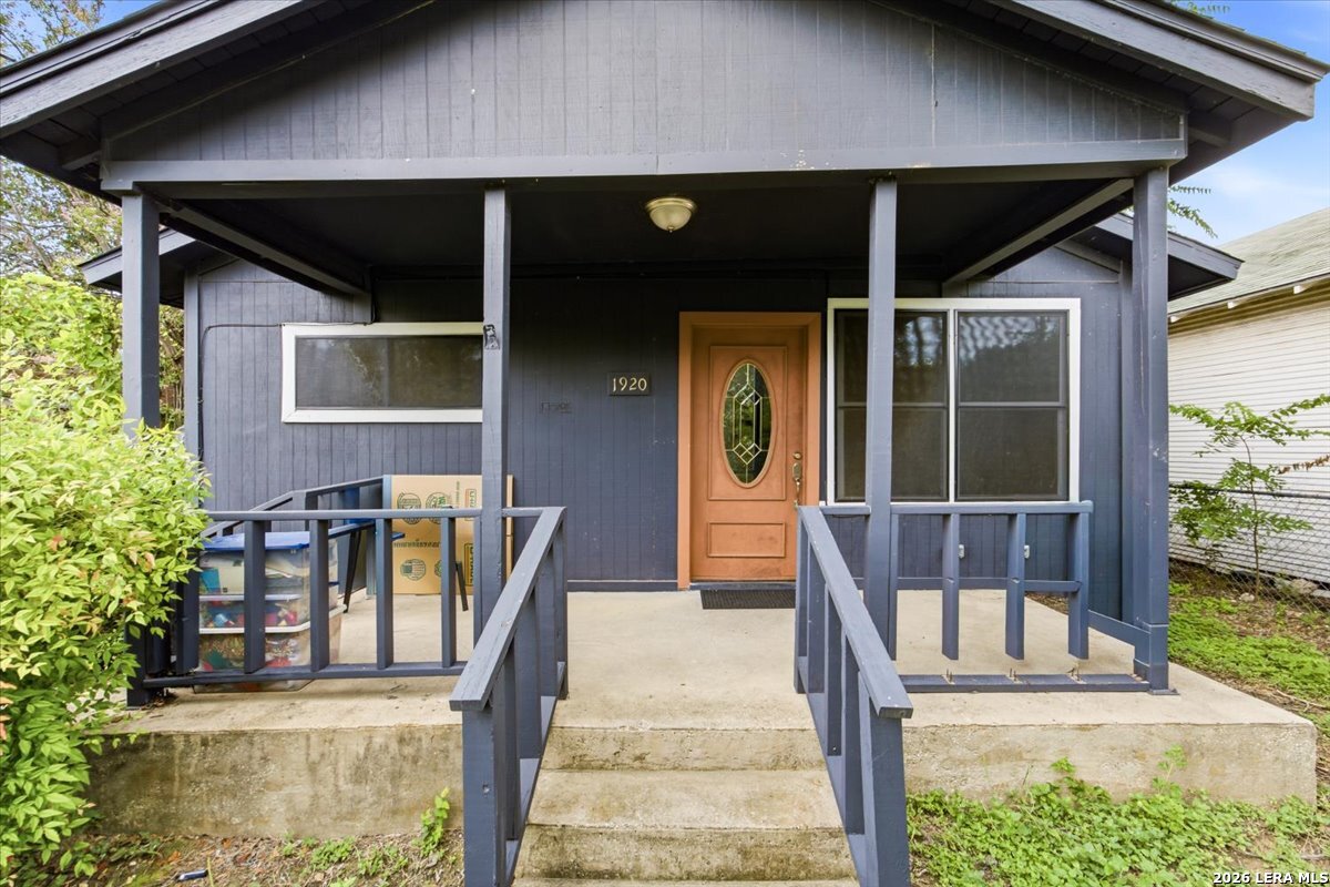 1920 Leal, San Antonio, TX 78207