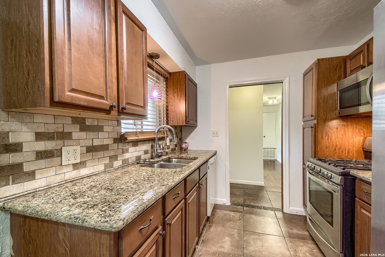 3610 INVICTA DR, San Antonio, TX 78218