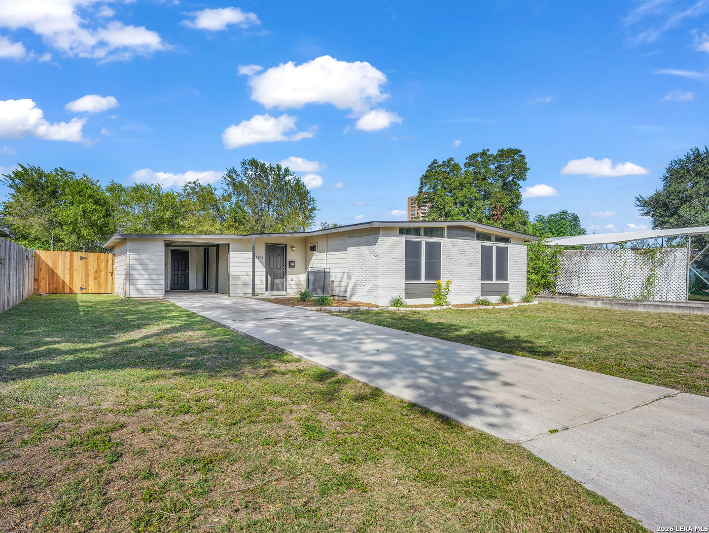 1803 Lampost, San Antonio, TX 78213
