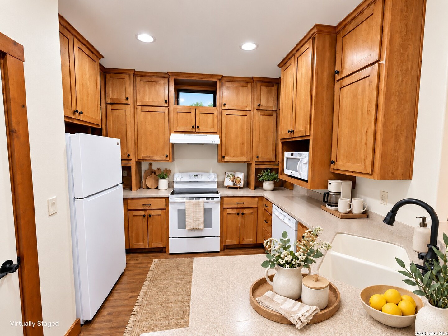 890 E Torrey, New Braunfels, TX 78130