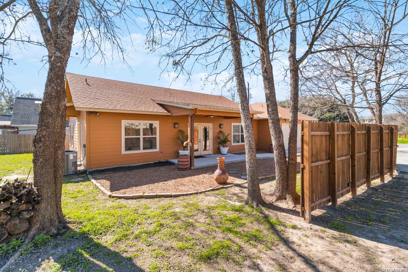 890 E Torrey, New Braunfels, TX 78130