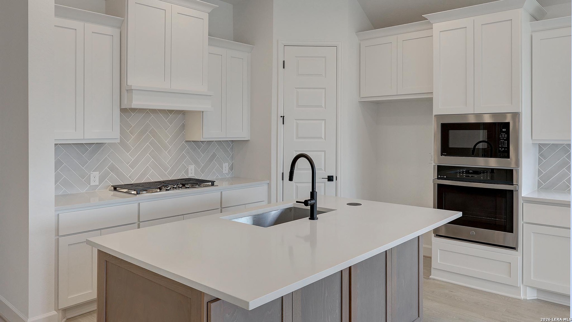 2667 Vistablue Lane, San Antonio, TX 78245