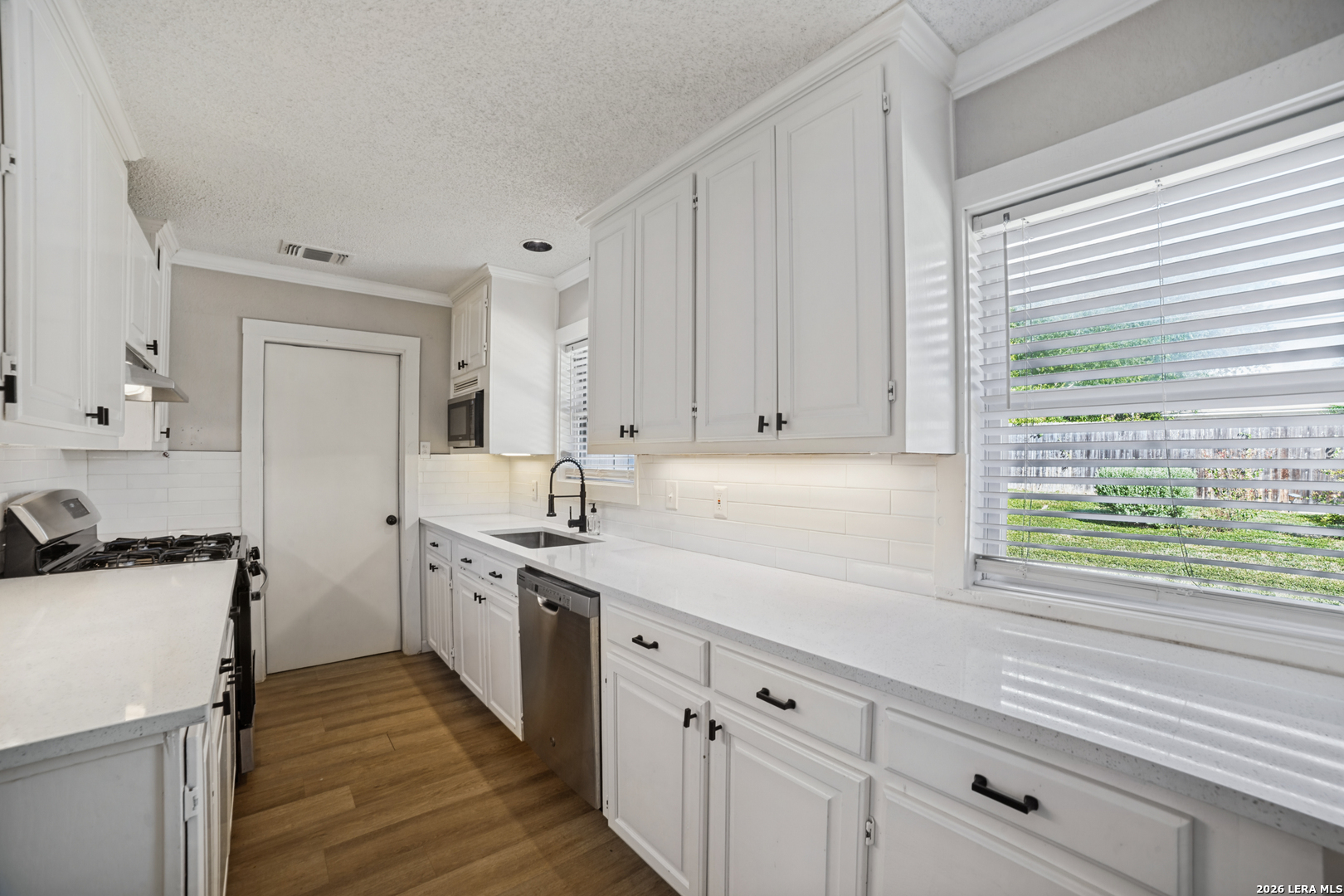 1023 Morey Peak, San Antonio, TX 78213