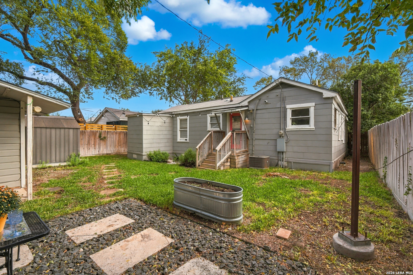 515 W Norwood CT, San Antonio, TX 78212