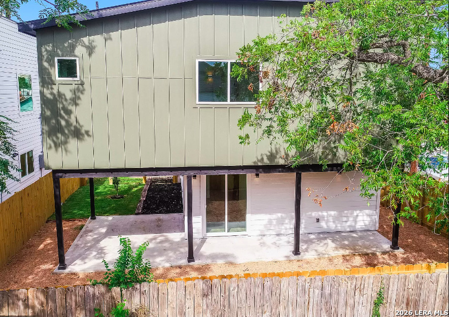 606 S Hackberry, San Antonio, TX 78203