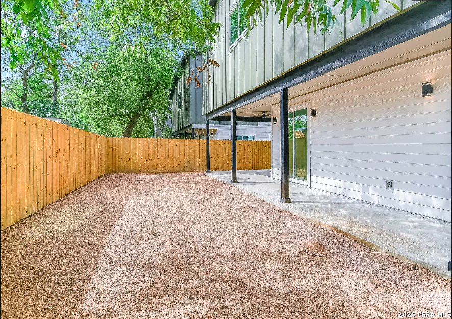 606 S Hackberry, San Antonio, TX 78203