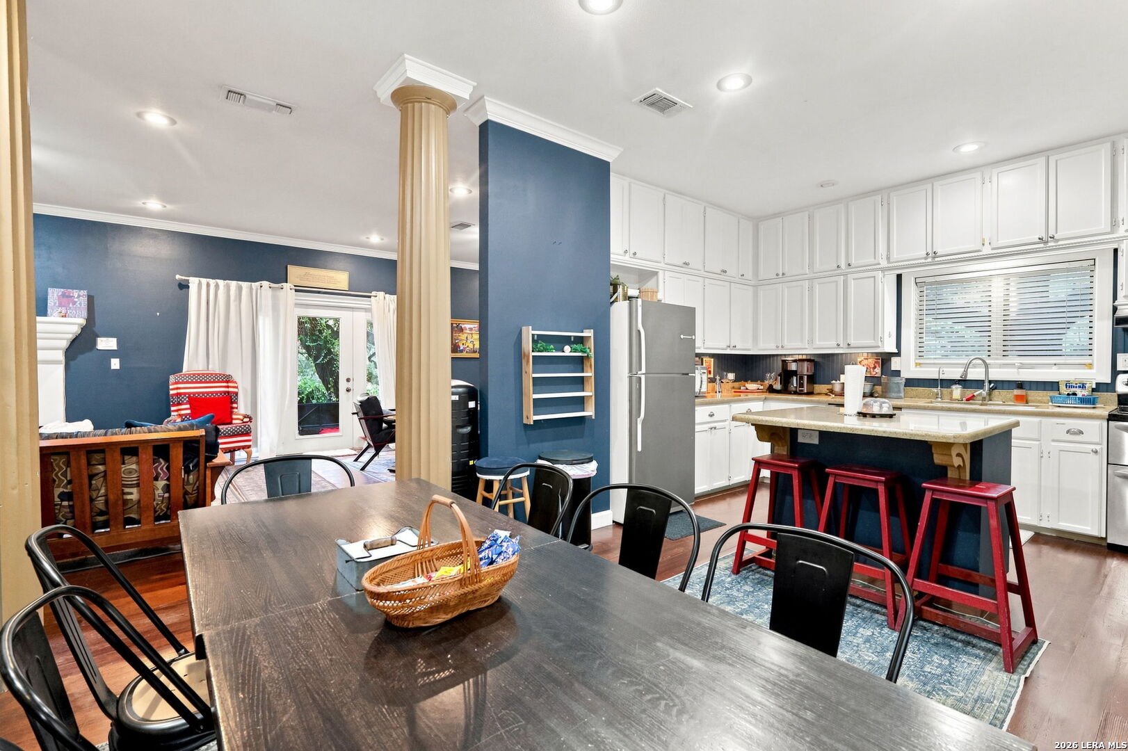 24 AMMANN RD, Boerne, TX 78015
