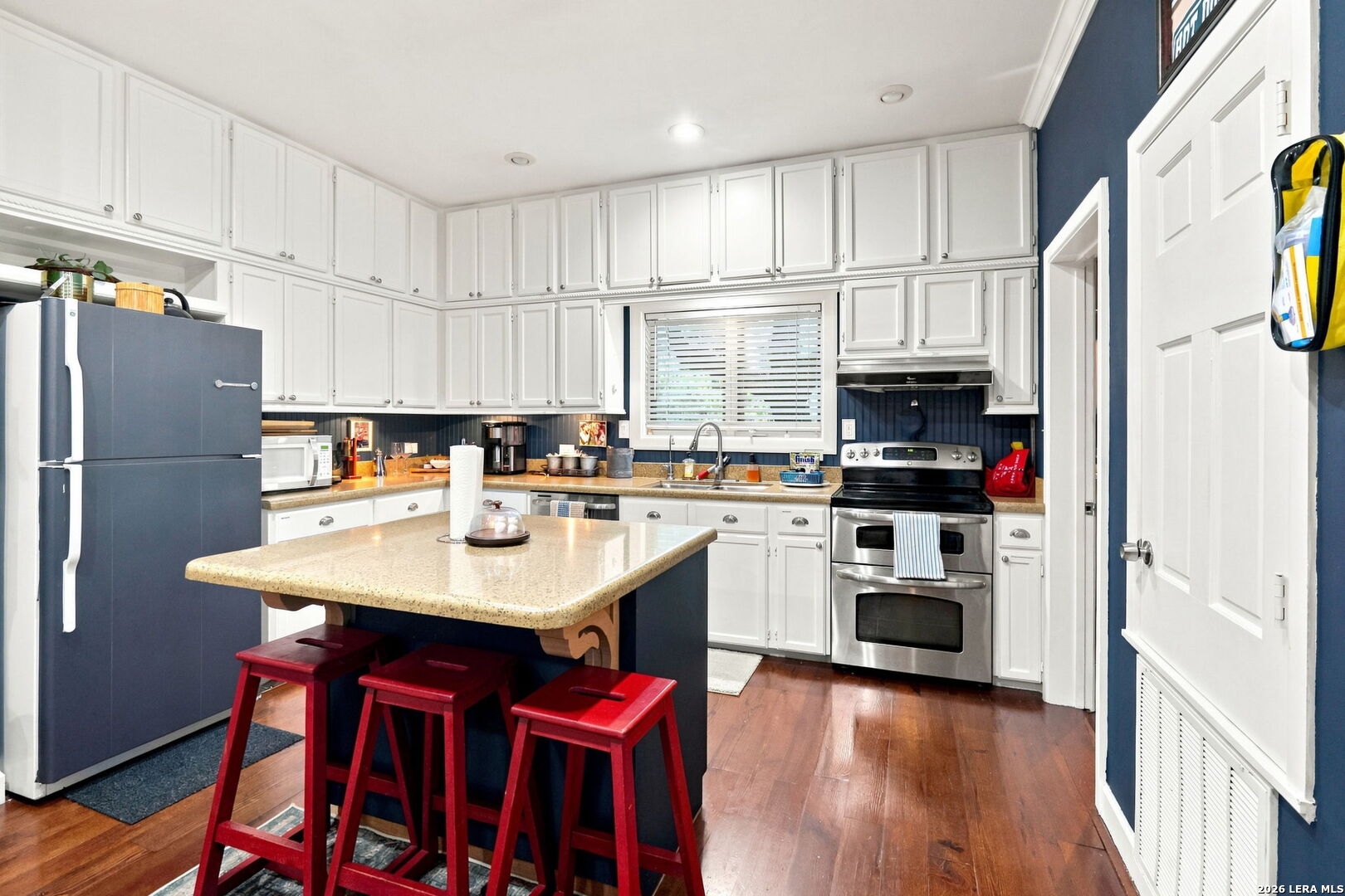 24 AMMANN RD, Boerne, TX 78015
