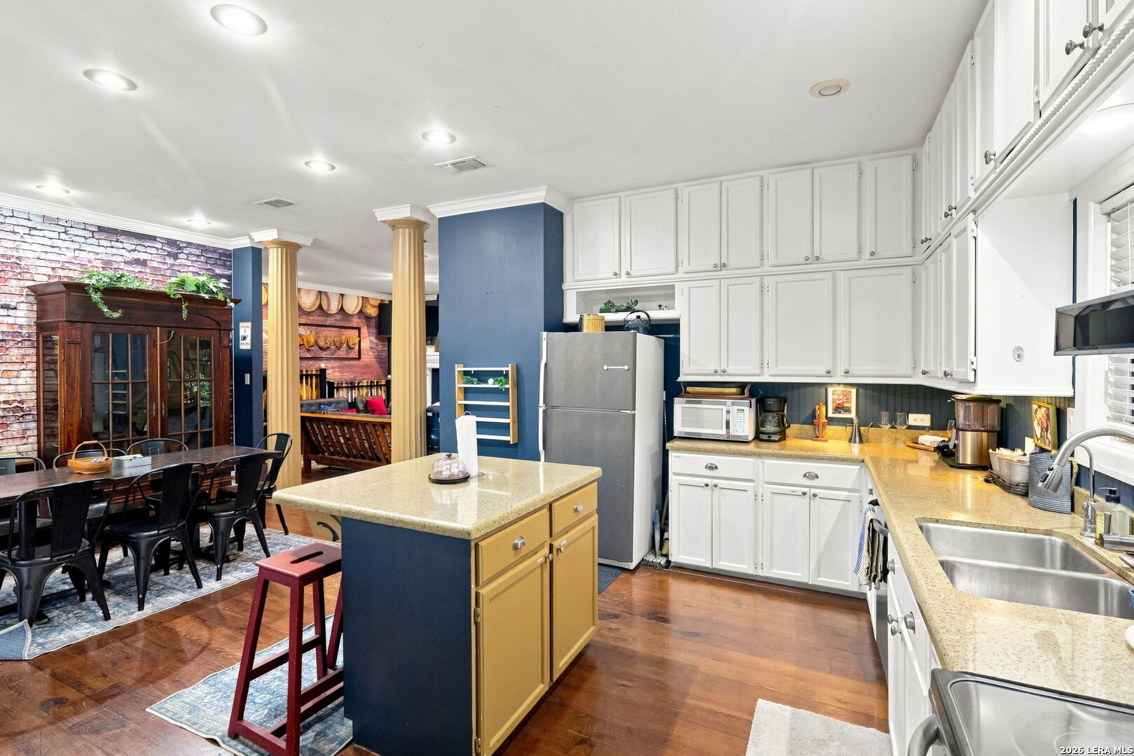 24 AMMANN RD, Boerne, TX 78015