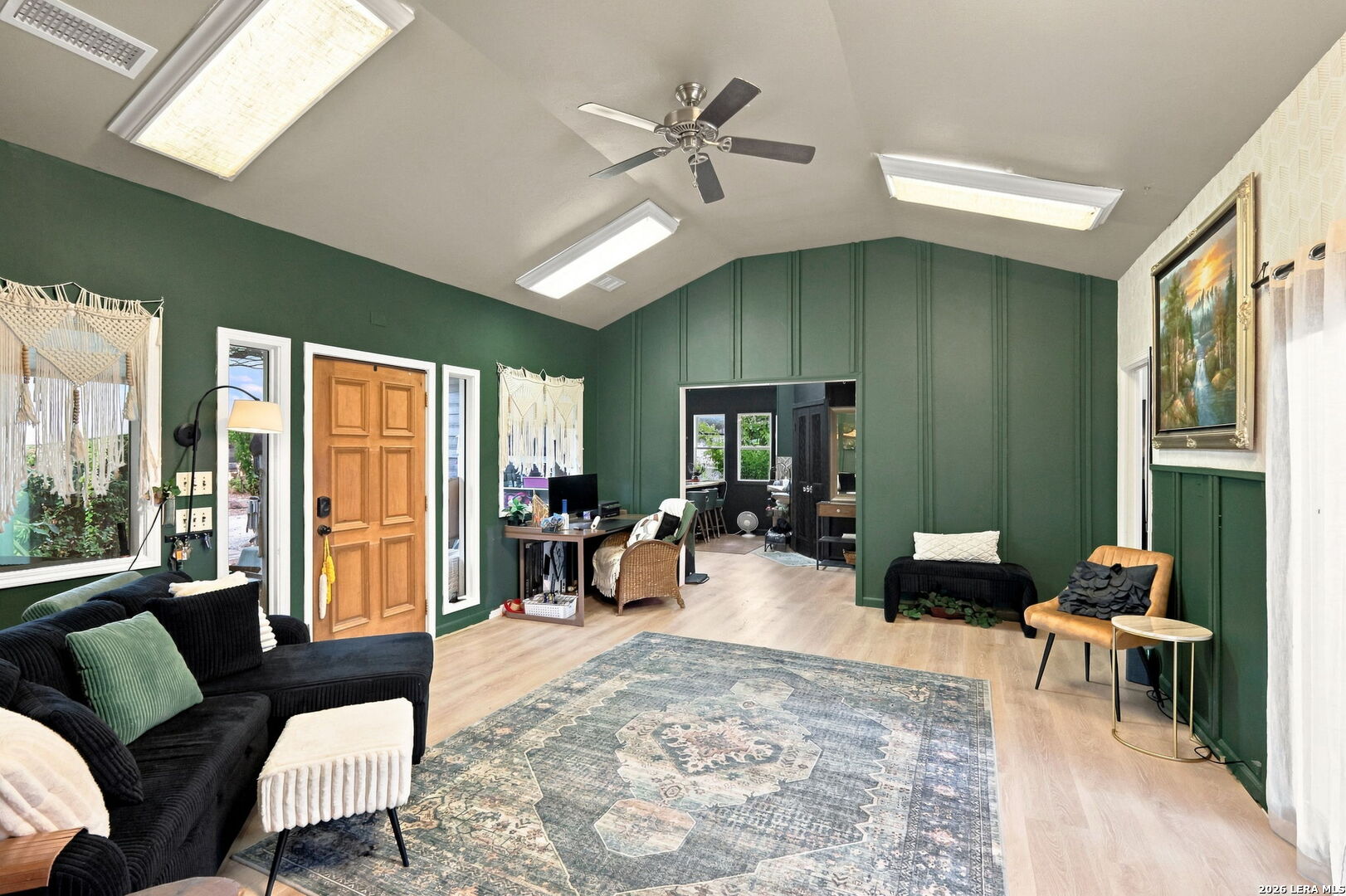 24 AMMANN RD, Boerne, TX 78015