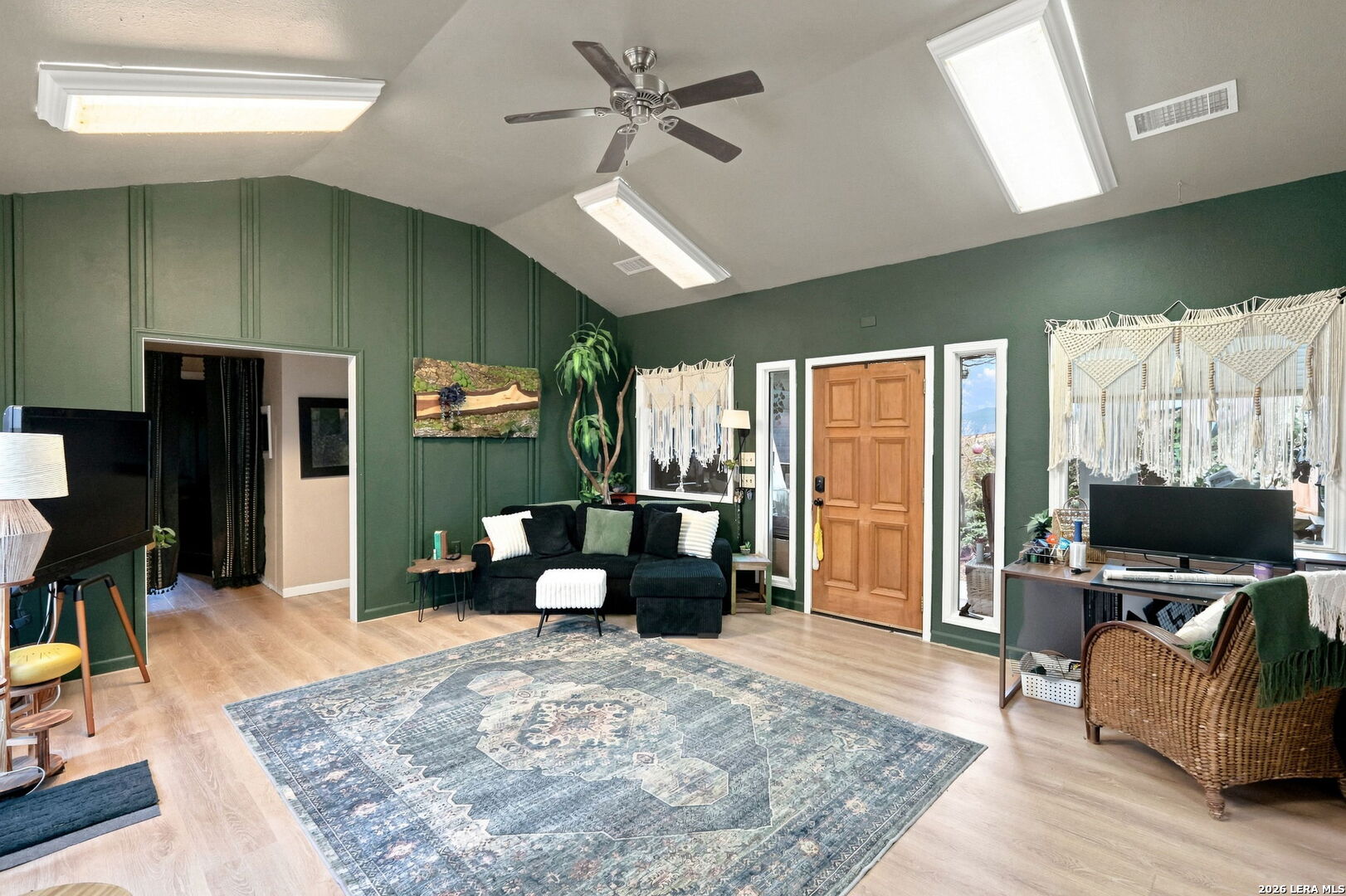 24 AMMANN RD, Boerne, TX 78015