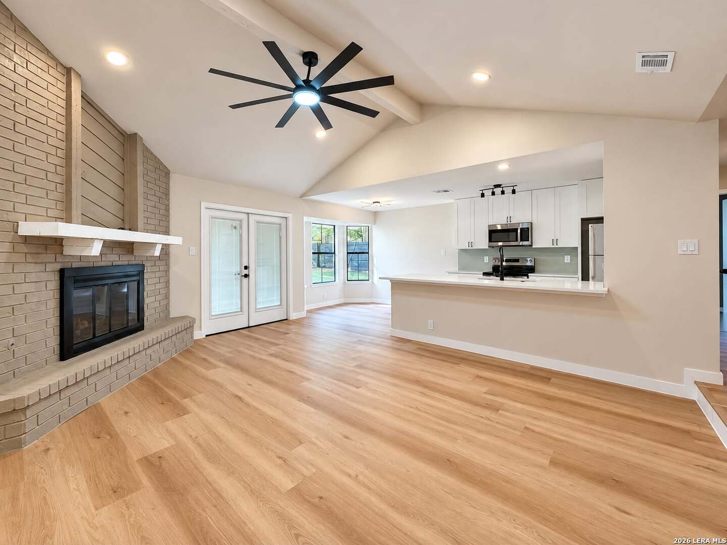 8322 TIMBER GLEN ST, San Antonio, TX 78250