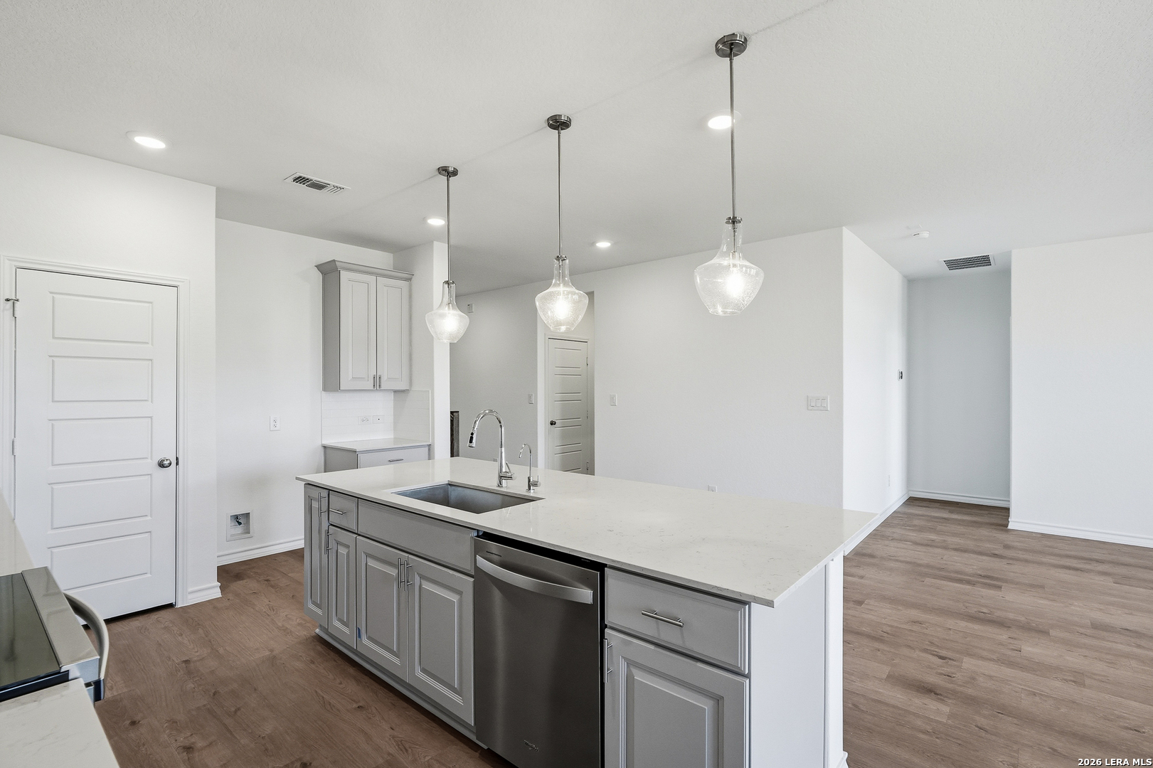 539 NIGHTINGALE AVENUE, Marion, TX 78124