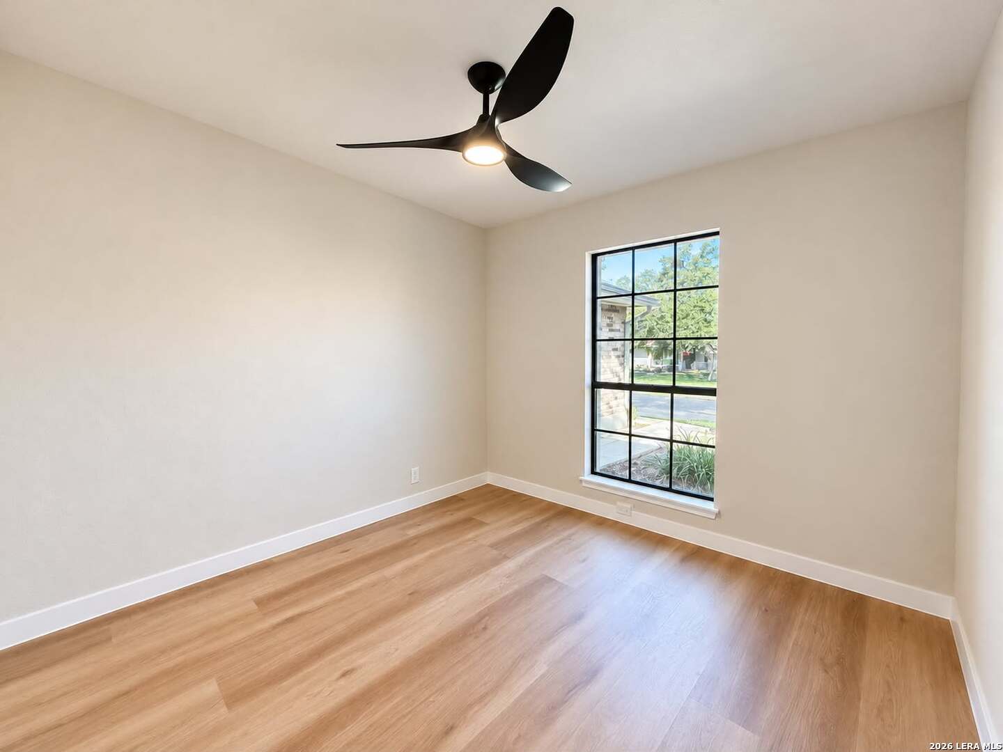 8322 TIMBER GLEN ST, San Antonio, TX 78250
