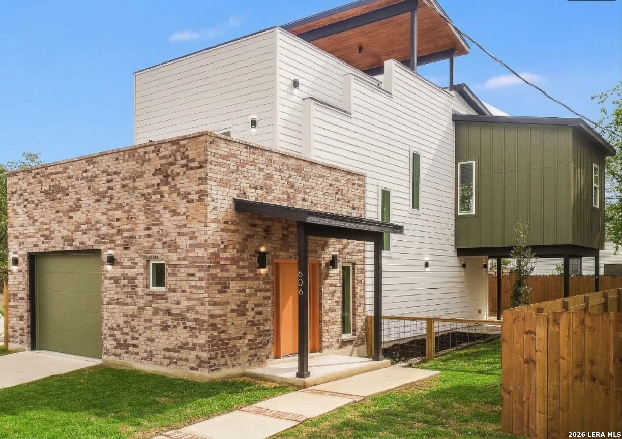 Property photo for 606 S Hackberry, San Antonio, TX