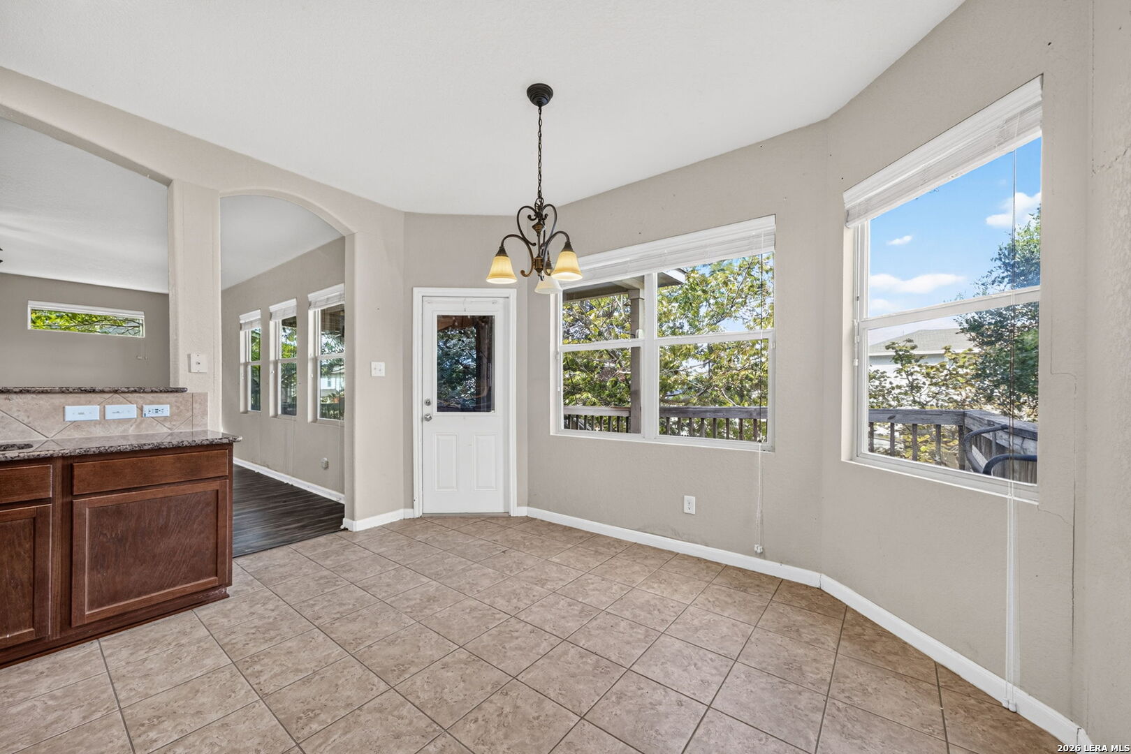 11435 Oaks Hike, San Antonio, TX 78245
