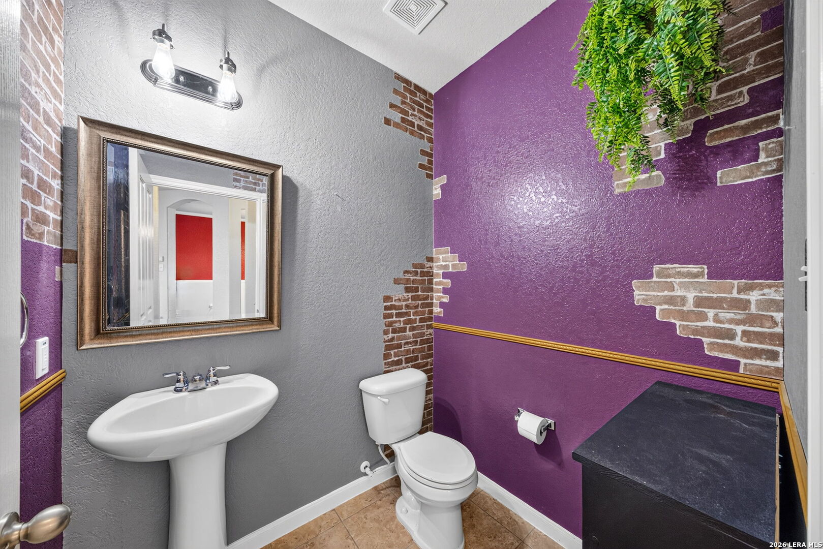 11435 Oaks Hike, San Antonio, TX 78245