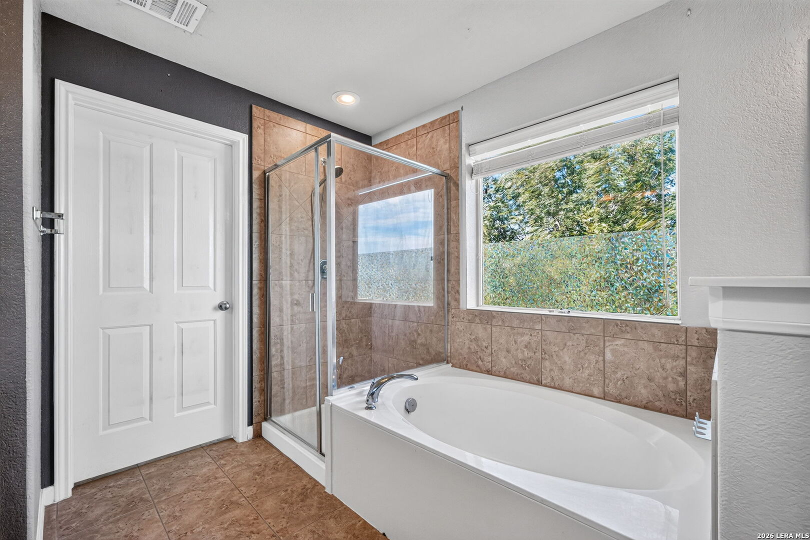 11435 Oaks Hike, San Antonio, TX 78245