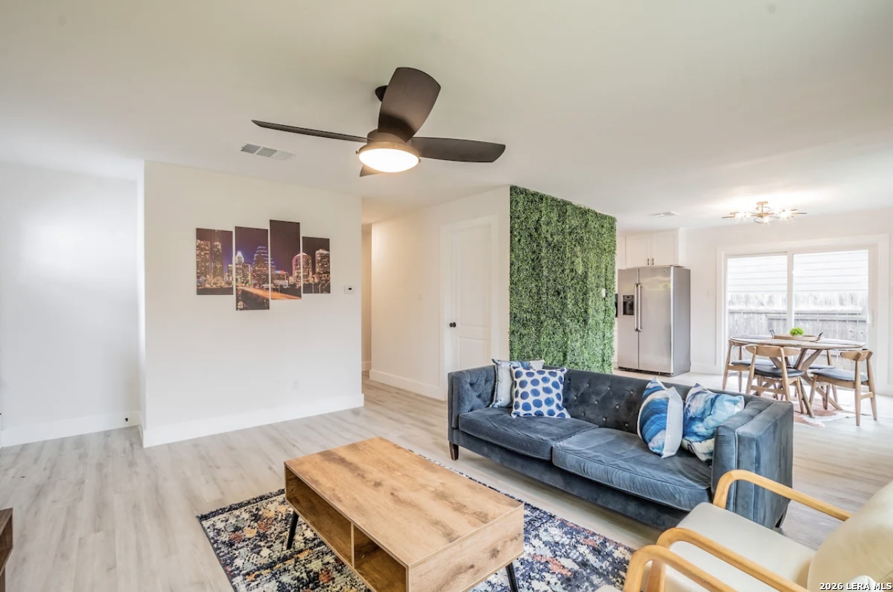 6103 Wing Feather, Austin, TX 78744