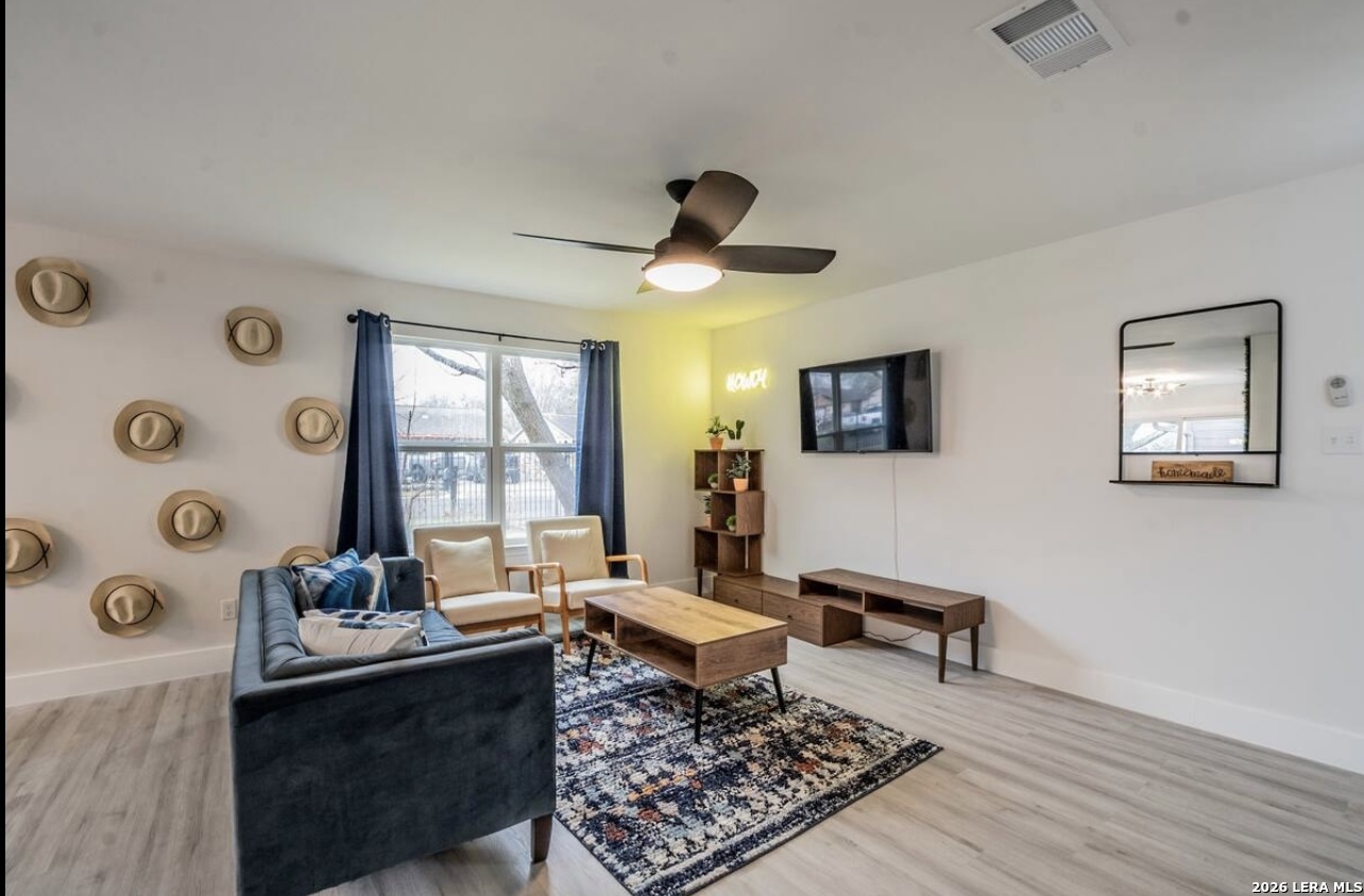 6103 Wing Feather, Austin, TX 78744