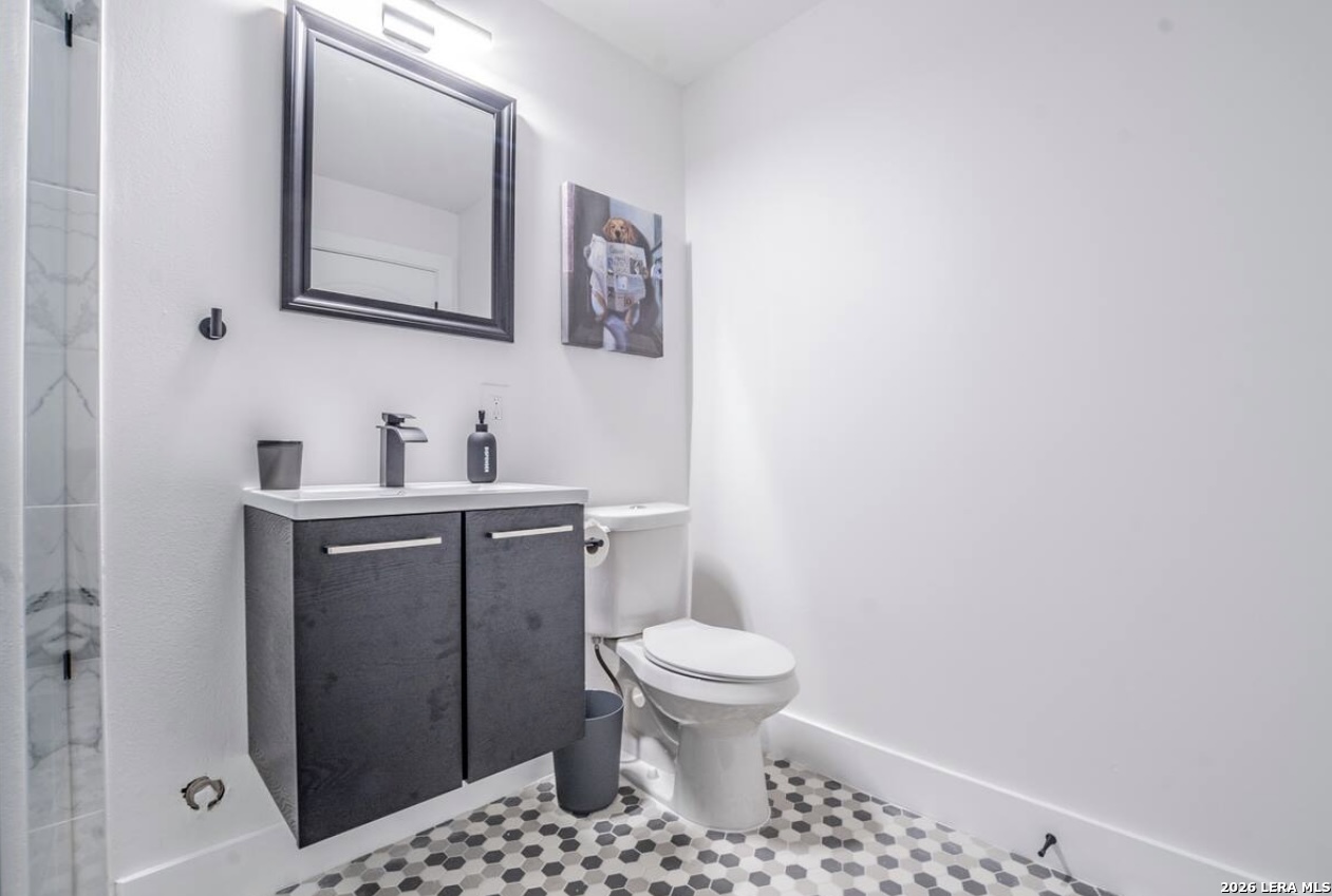 6103 Wing Feather, Austin, TX 78744
