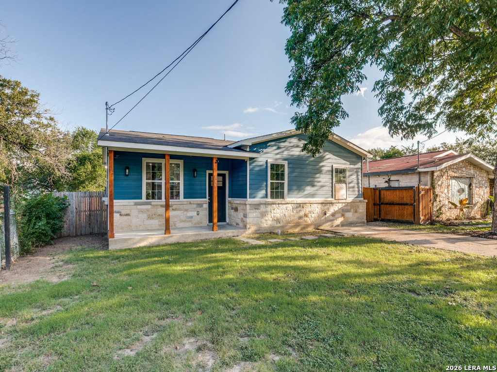 335 Kemper, San Antonio, TX 78207