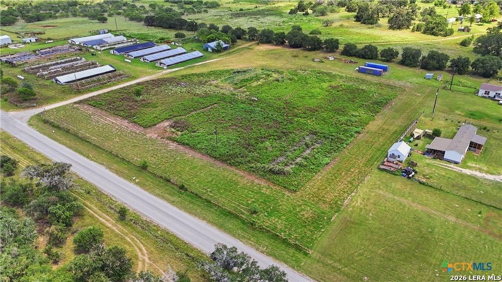 3921 CR 334, Stockdale, TX 78160