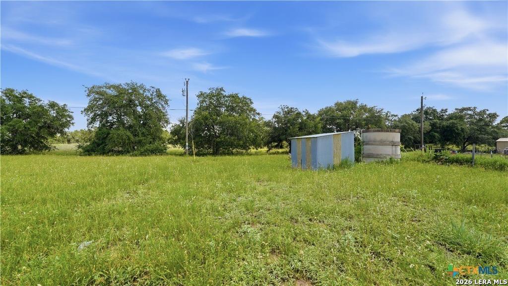 3921 CR 334, Stockdale, TX 78160