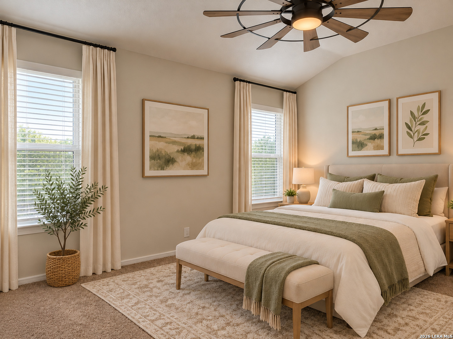 345 MIDDLE GREEN LOOP, Floresville, TX 78114