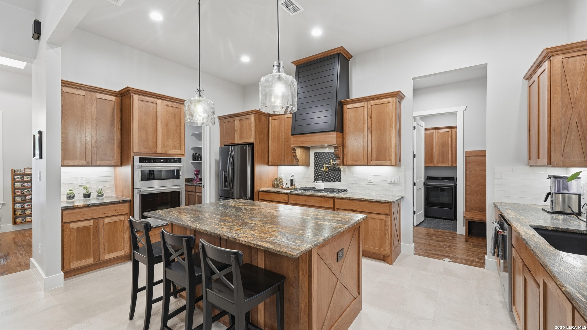 113 HONDO VIS, La Vernia, TX 78121