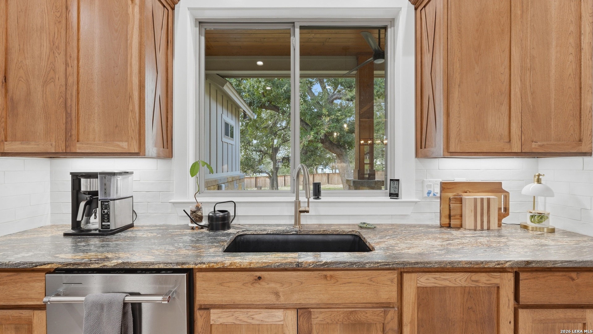 113 HONDO VIS, La Vernia, TX 78121