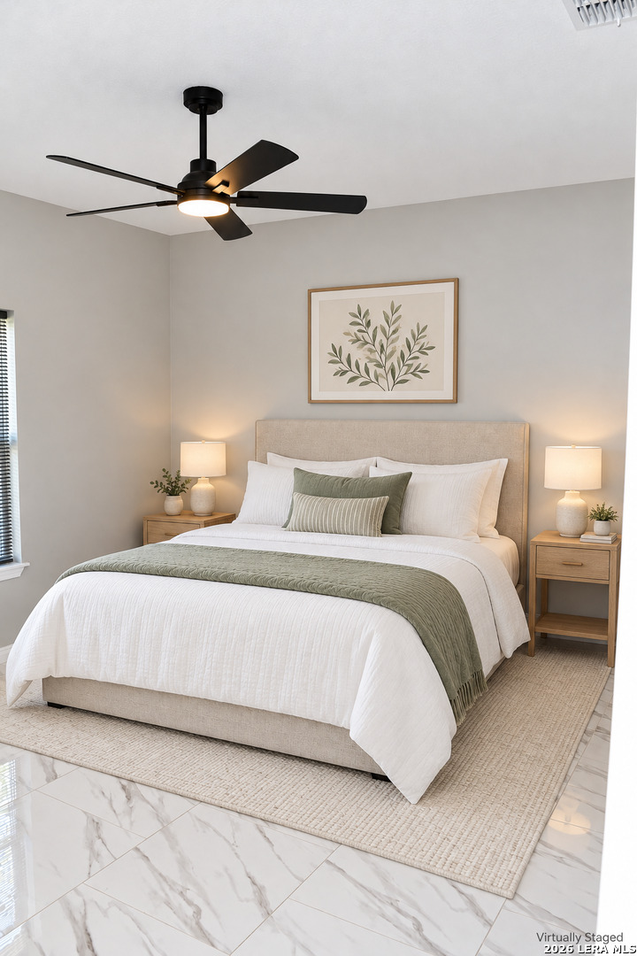 237 AVENUE D, Poteet, TX 78065