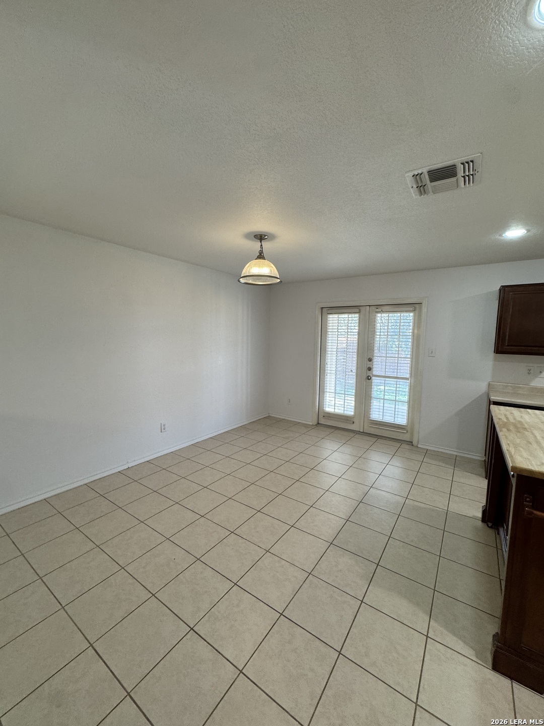 5223 DUKE FLD, San Antonio, TX 78227